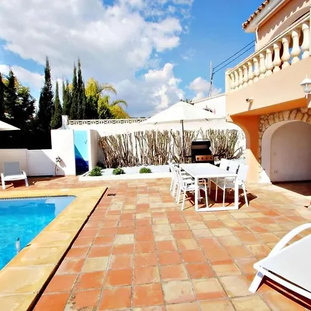 Vila Manzana *